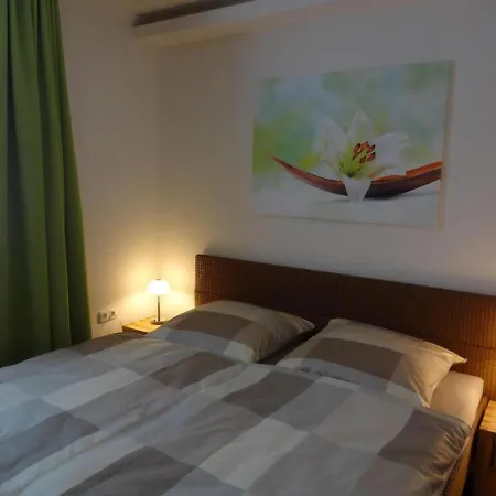 Ter-101-terrassenhuegel-teilseeblick Apartment Scharbeutz